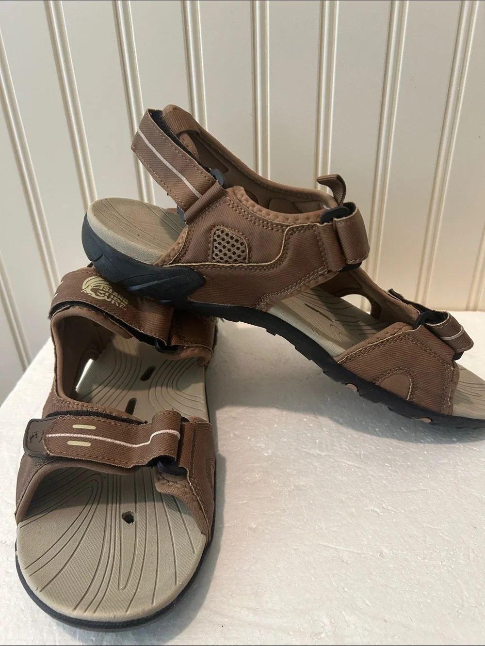 Island Surf Outdoor Water Resistant Iseon Fabric Sport Sandals men’s size 12